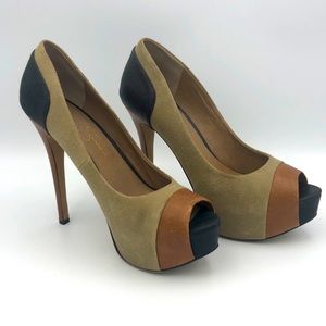 Jessica Simpson Pleasance Peep-toe Pumps Size 7.5B